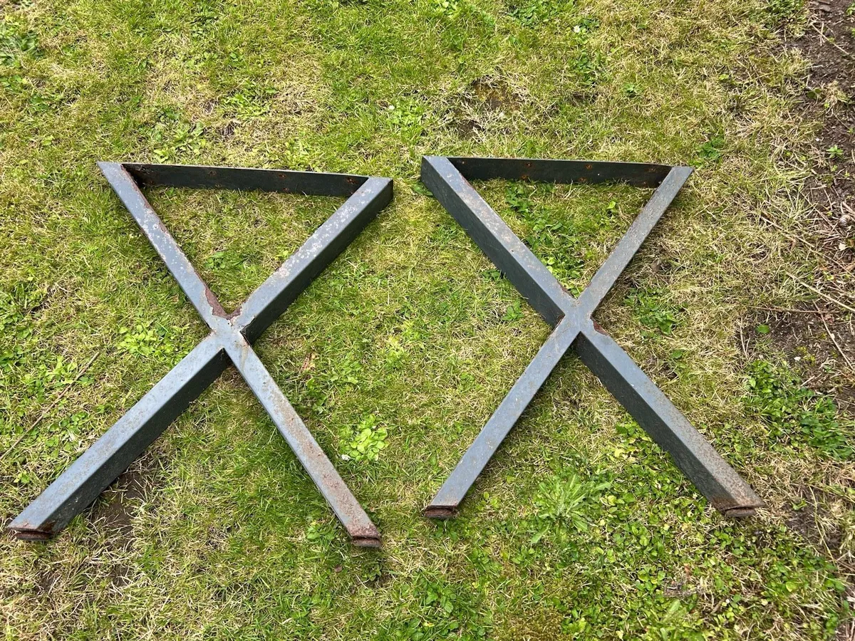 X Frame Table legs