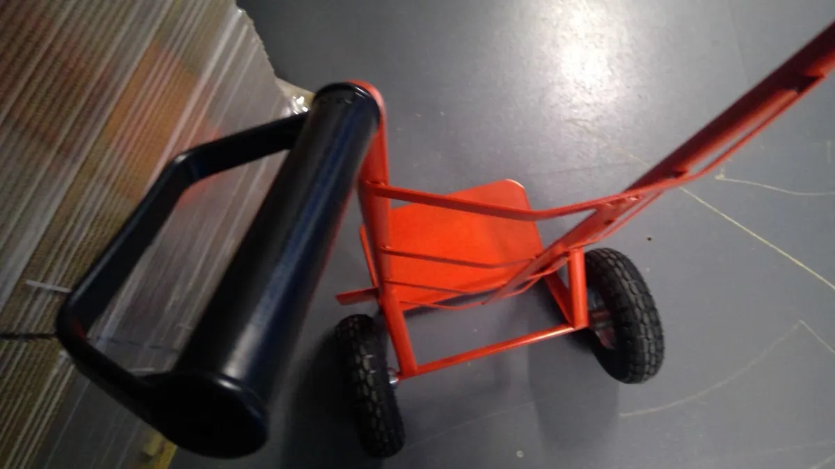 Hand Truck - Image 4