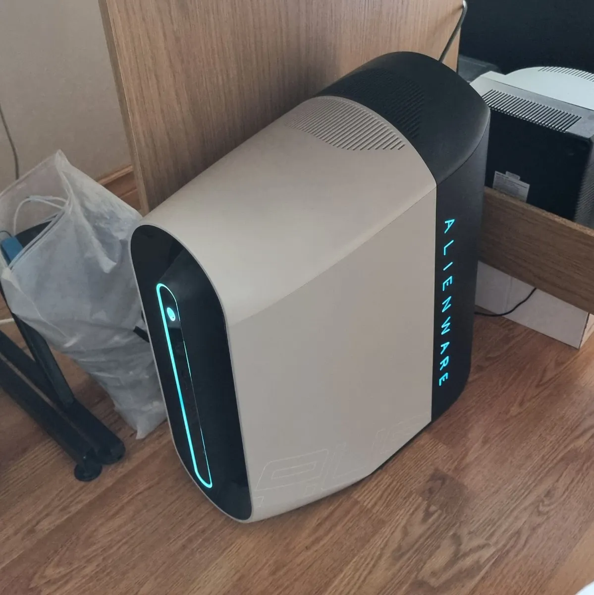 Alienware Gaming PC Desktop - Image 1