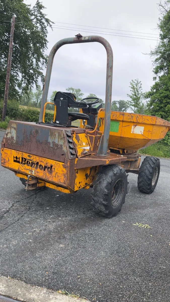 TEREX swivel tip dumper winget 3ton straight tip - Image 3