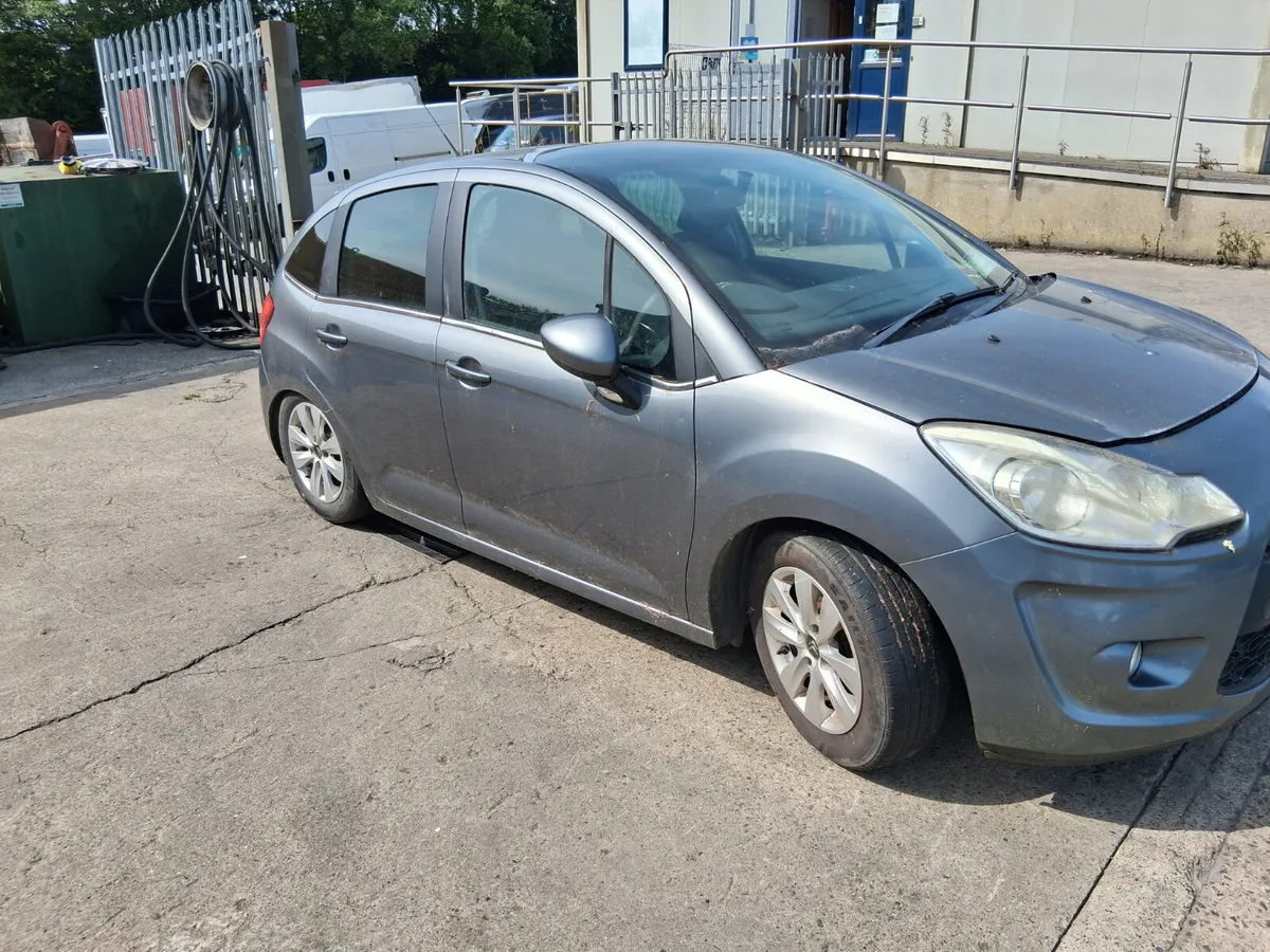 2010 CITROEN C3 (for parts only) - Image 4