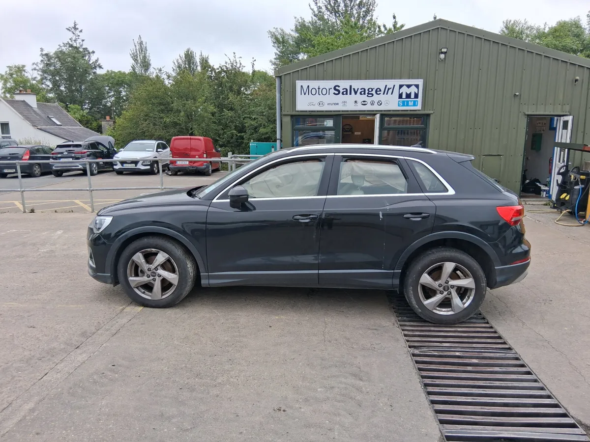 AUDI Q3  2ltr  (for parts only) - Image 1