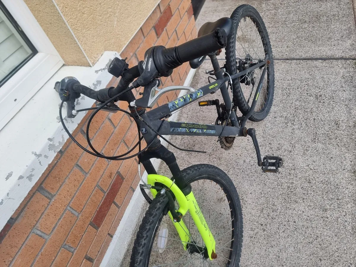 2 kids bikes - Image 3