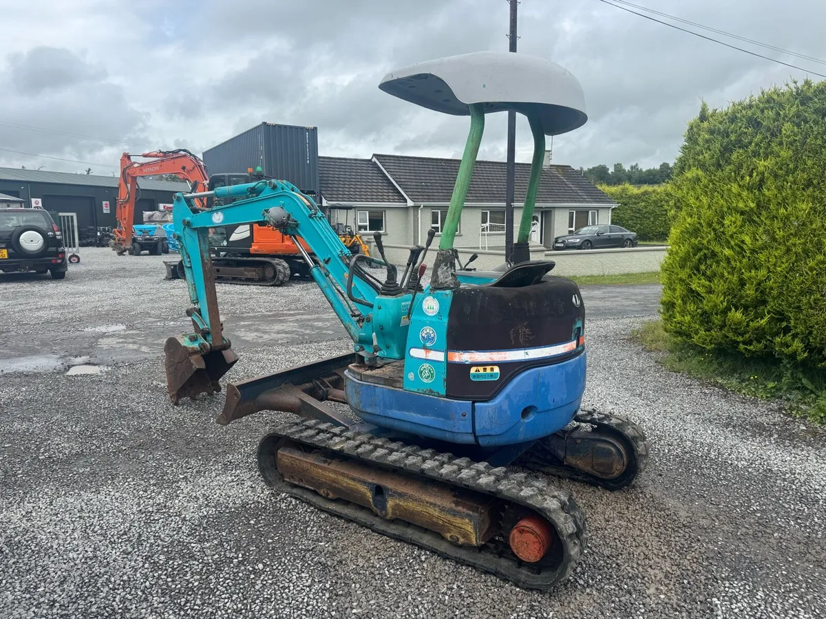 Kubota u-20 mini digger - Image 2