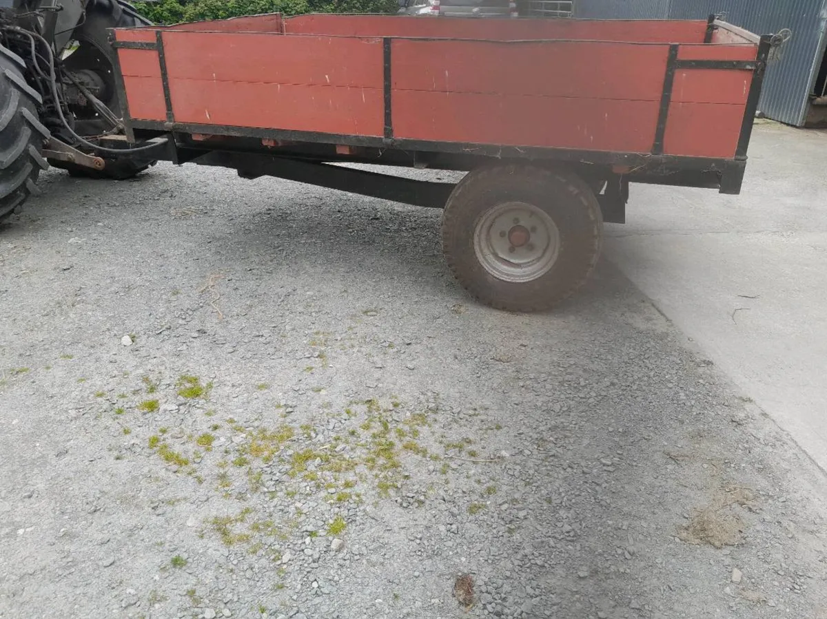 Trailer - Image 1