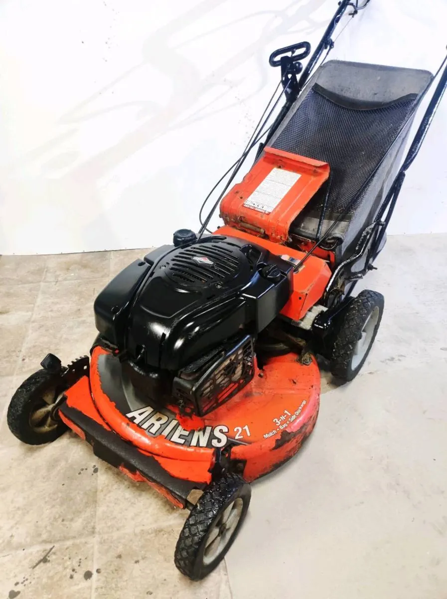 Ariens 21" cut lawnmower
Self drive mower - Image 1