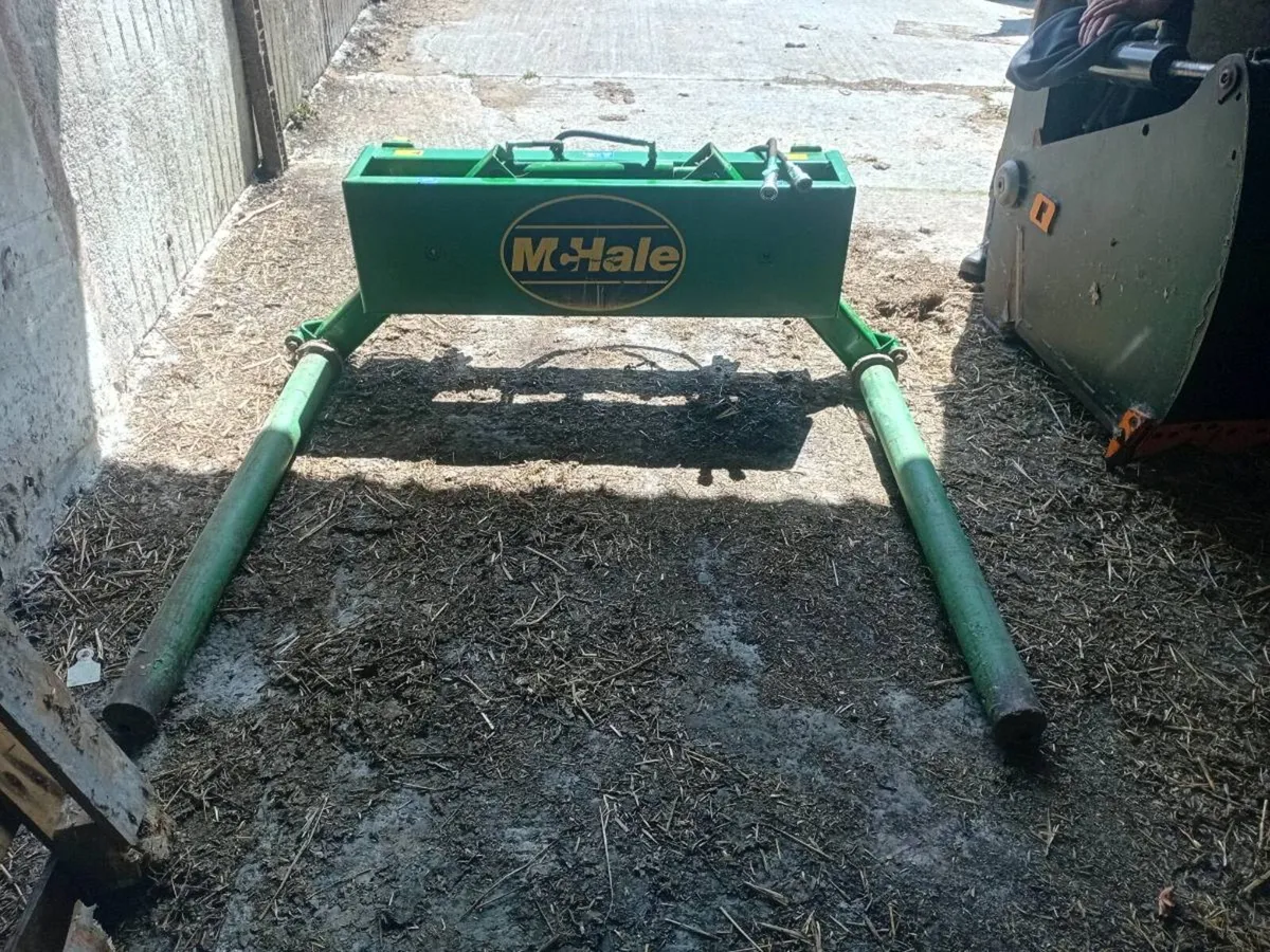 Bale Handler - Image 3