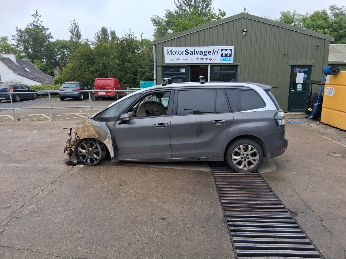 2020 CITROEN C4 PICASSO  (for parts only) - Image 1