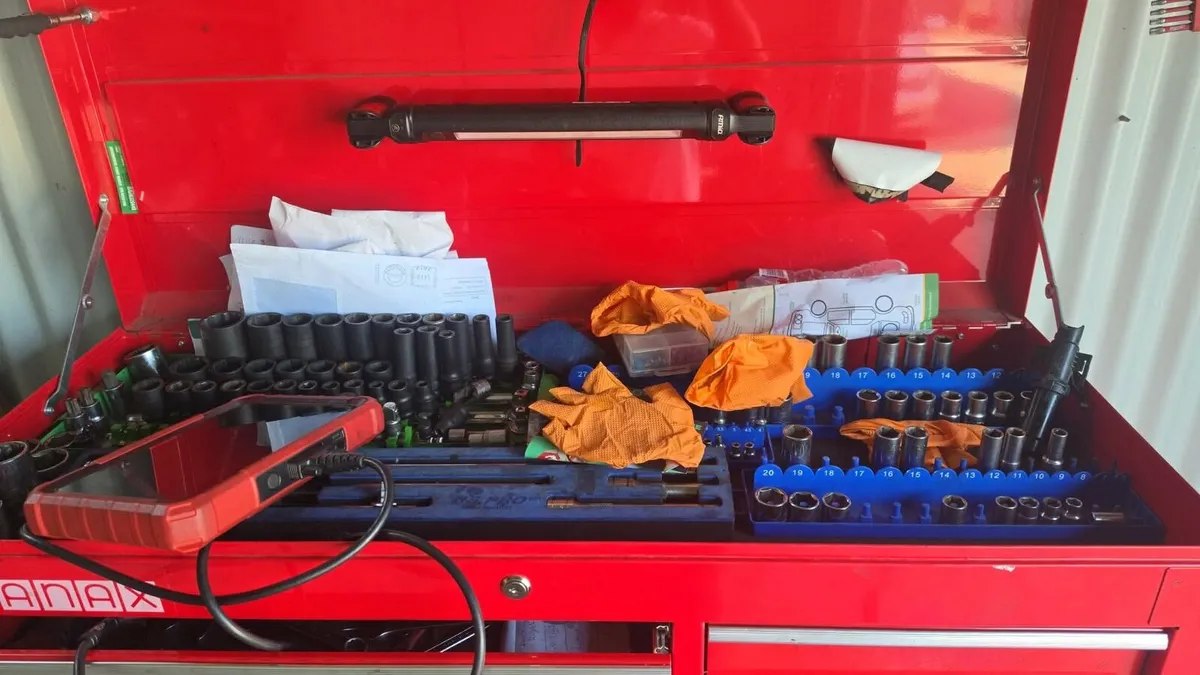 Tools mechanic clearance - Image 1