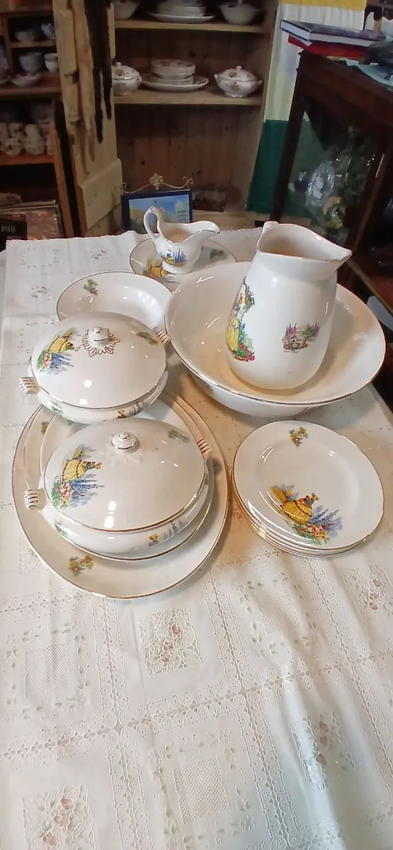 Arklow pottery - Image 1