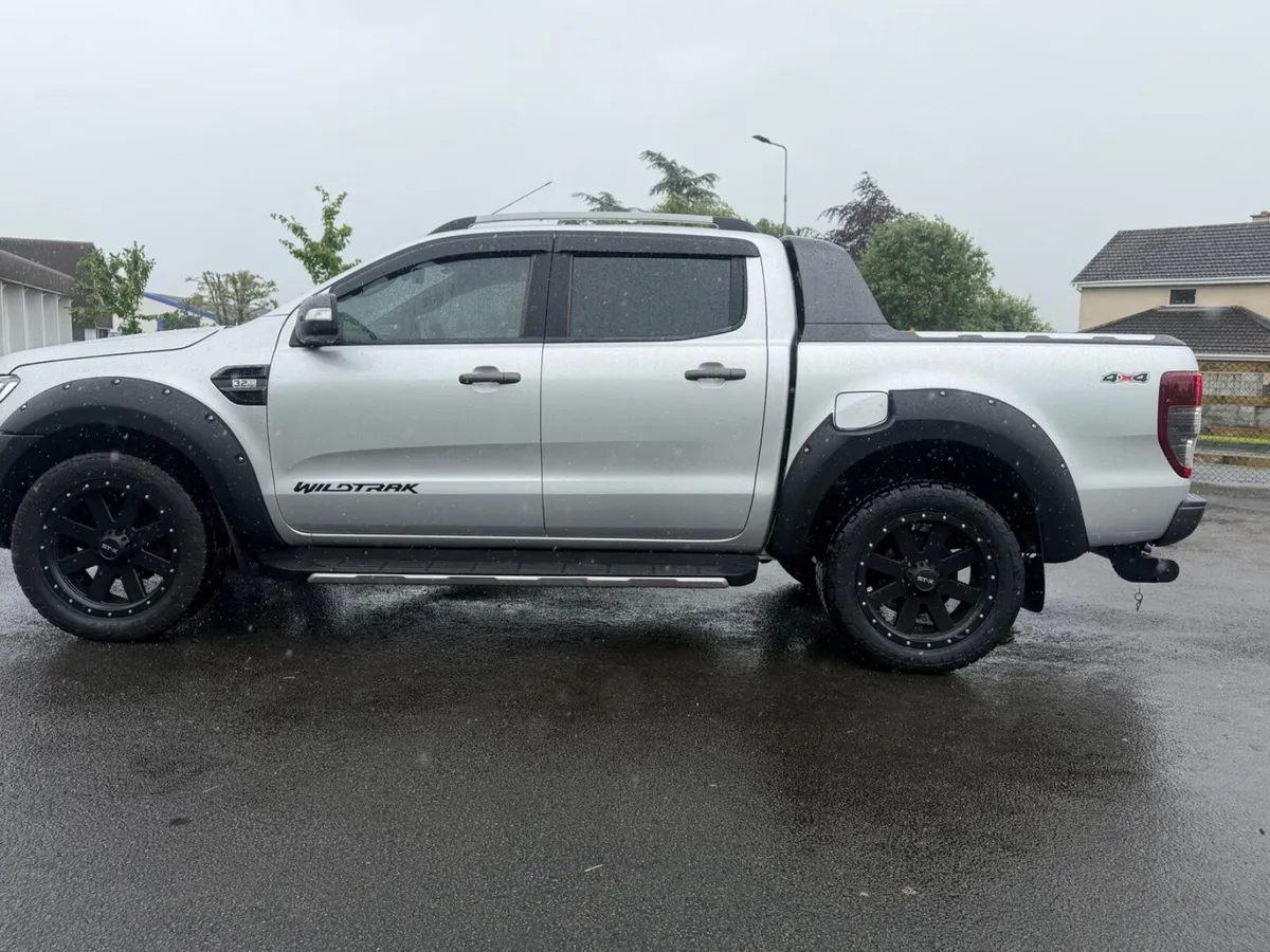 STUNNING 2018 (182) 3.2 AUTOMATIC FORD RANGER - Image 4