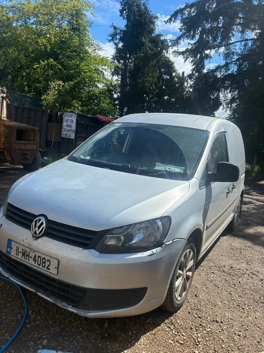 11 caddy van - Image 2