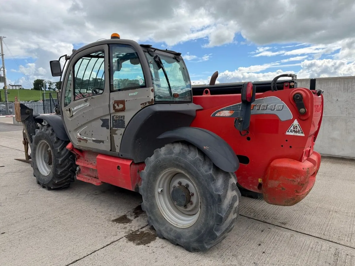 MANITOU MT1840 18m TELESCOPIC FORKLIFT - Image 4