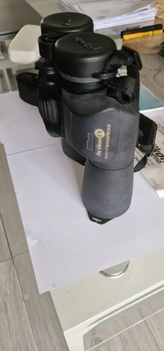 Nikon Binocilars - Image 4