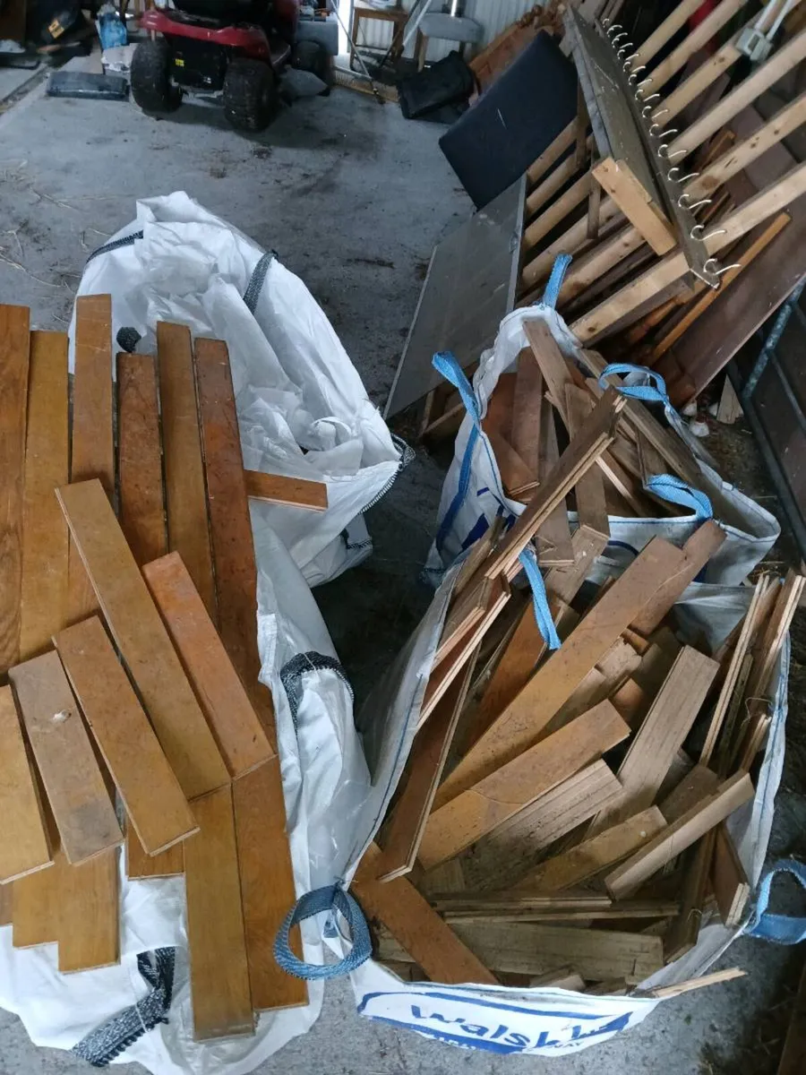 Secondhand solid Oak flooring 50 square meters - Image 1