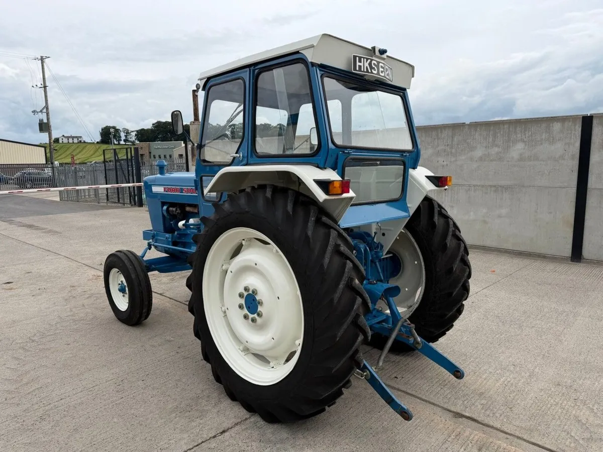 FORD 5000 2WD TRACTOR - Image 4