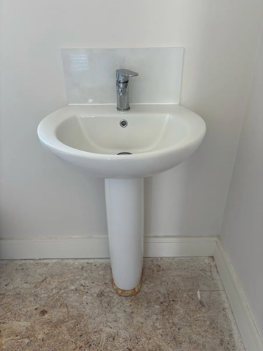 Bathroom Fittings - Image 1