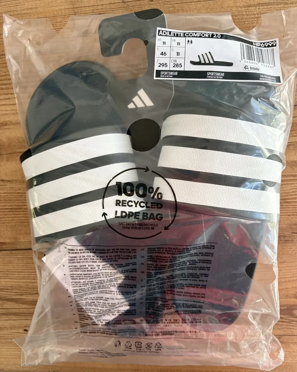 Adidas Adilette Cloudfoam Comfort 2.0  - Size uk11 - Image 2