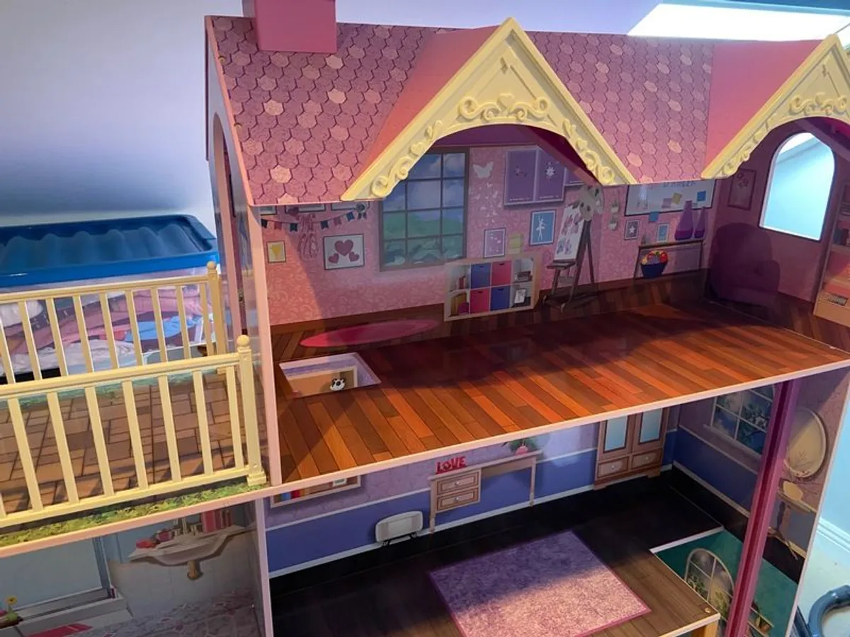 Doll House with Furniture - Image 2