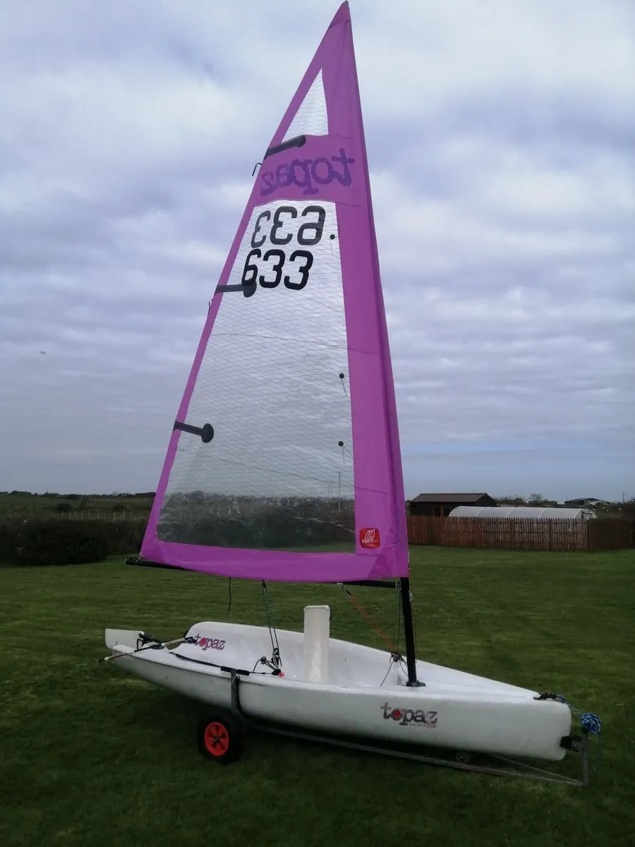 Sailing boat - Image 1