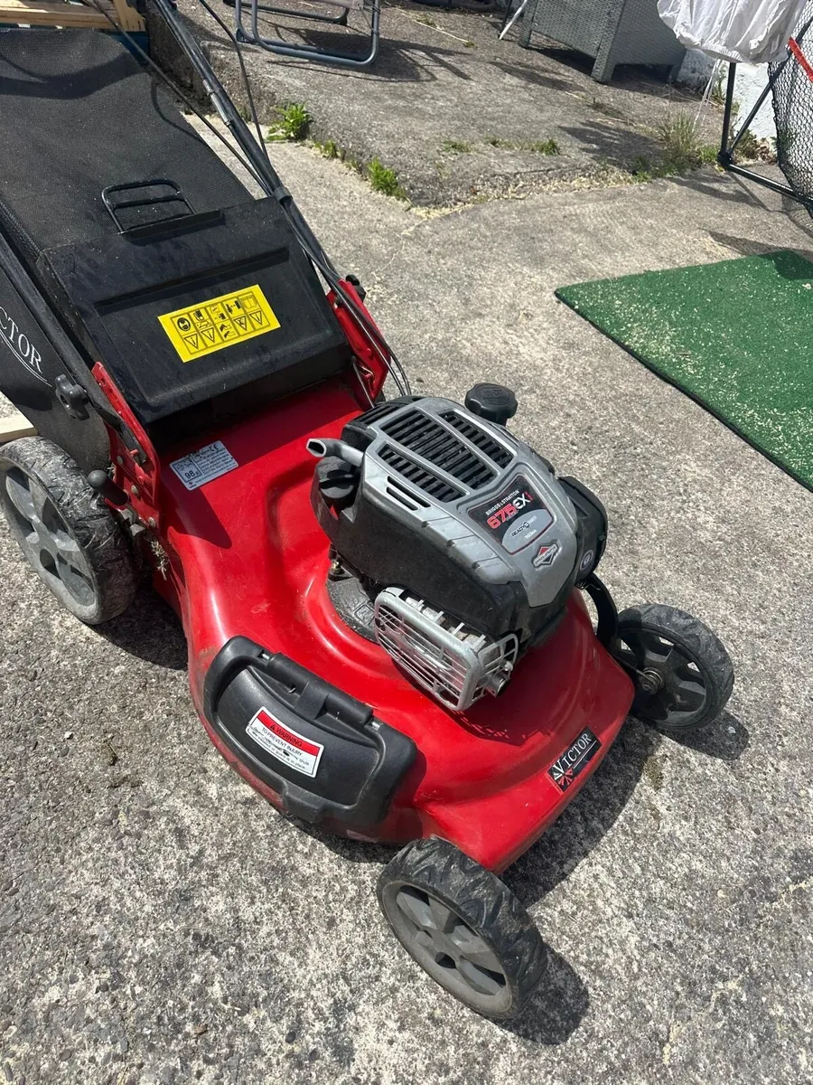 Lawnmower self drive - Image 1
