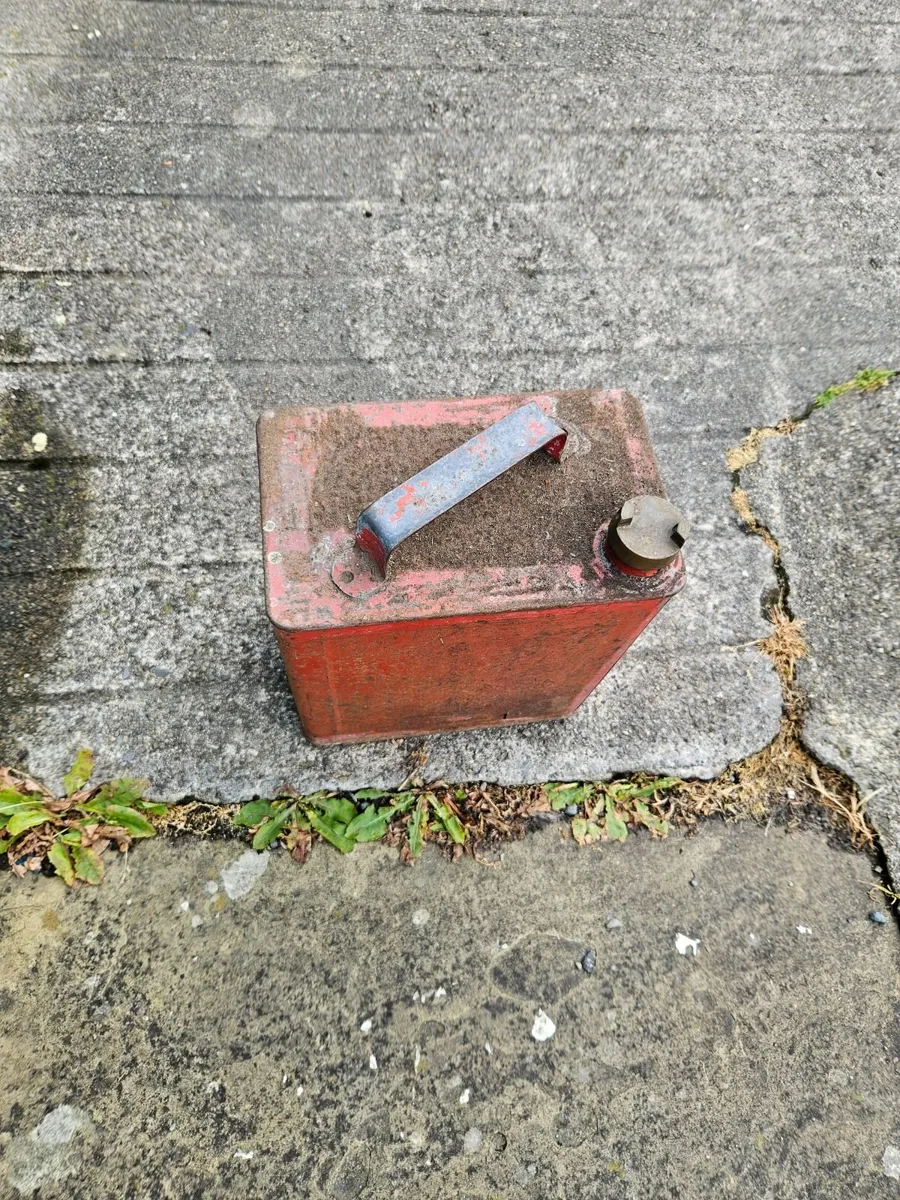 Vintage Garage Oil Can - Image 1