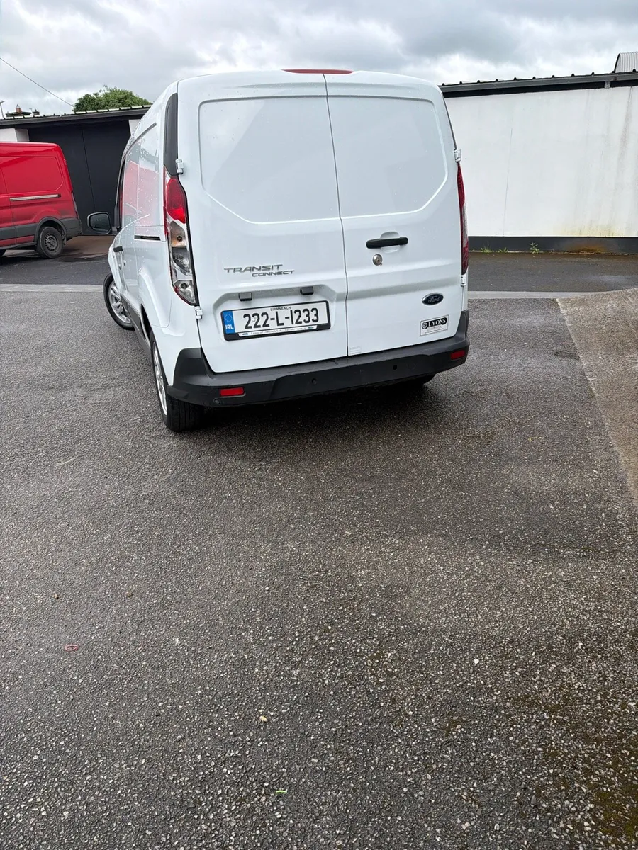 2022(222) ford transit connect lwb trend edition - Image 4