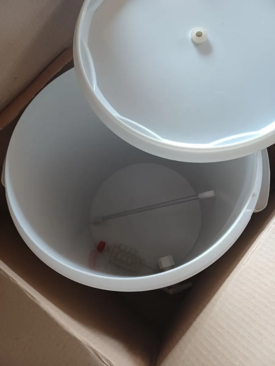 Fermentation Bucket - Image 1