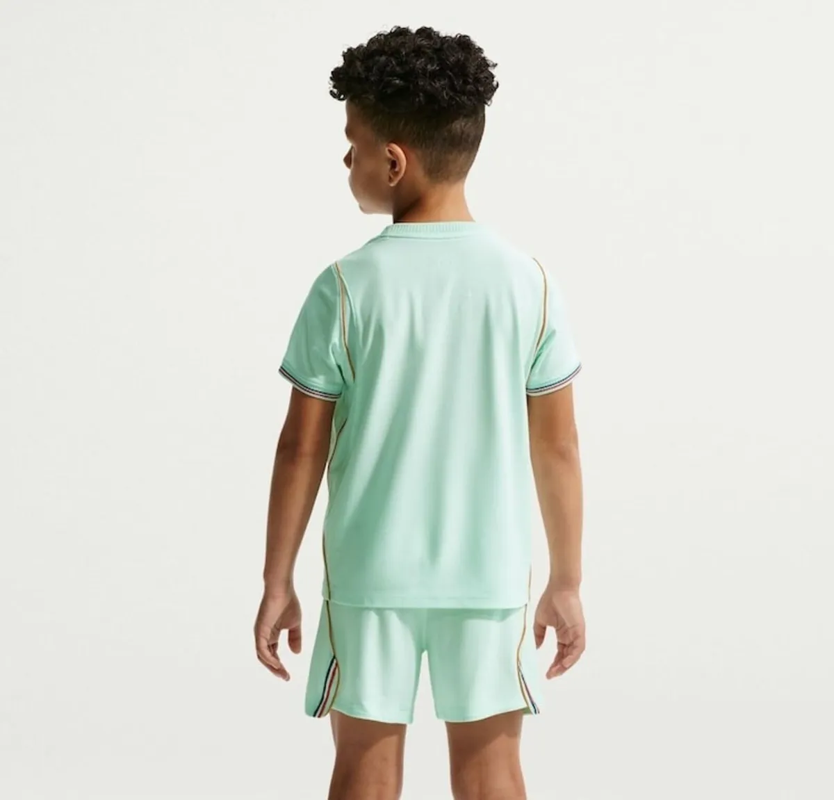 France away kids soccer kit shirt and shorts - Image 3