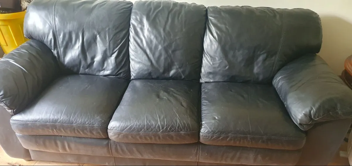 3+2 Black Leather Sofa Set / Couch Suite - Image 1