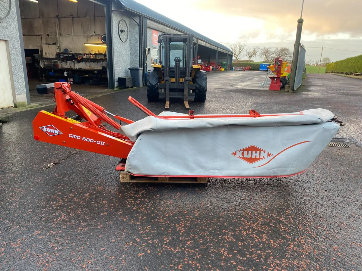 Kuhn GMD600 GII Disc Mower - Image 1