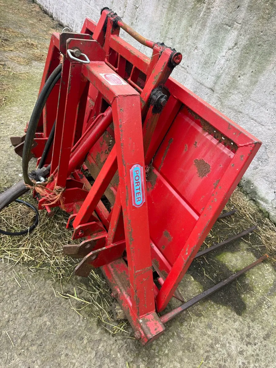 Porter 5ft 8 buckrake - Image 1