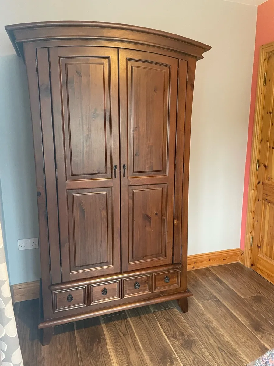 Bedroom Set Wardrobe and Chest of Drawers - Image 2