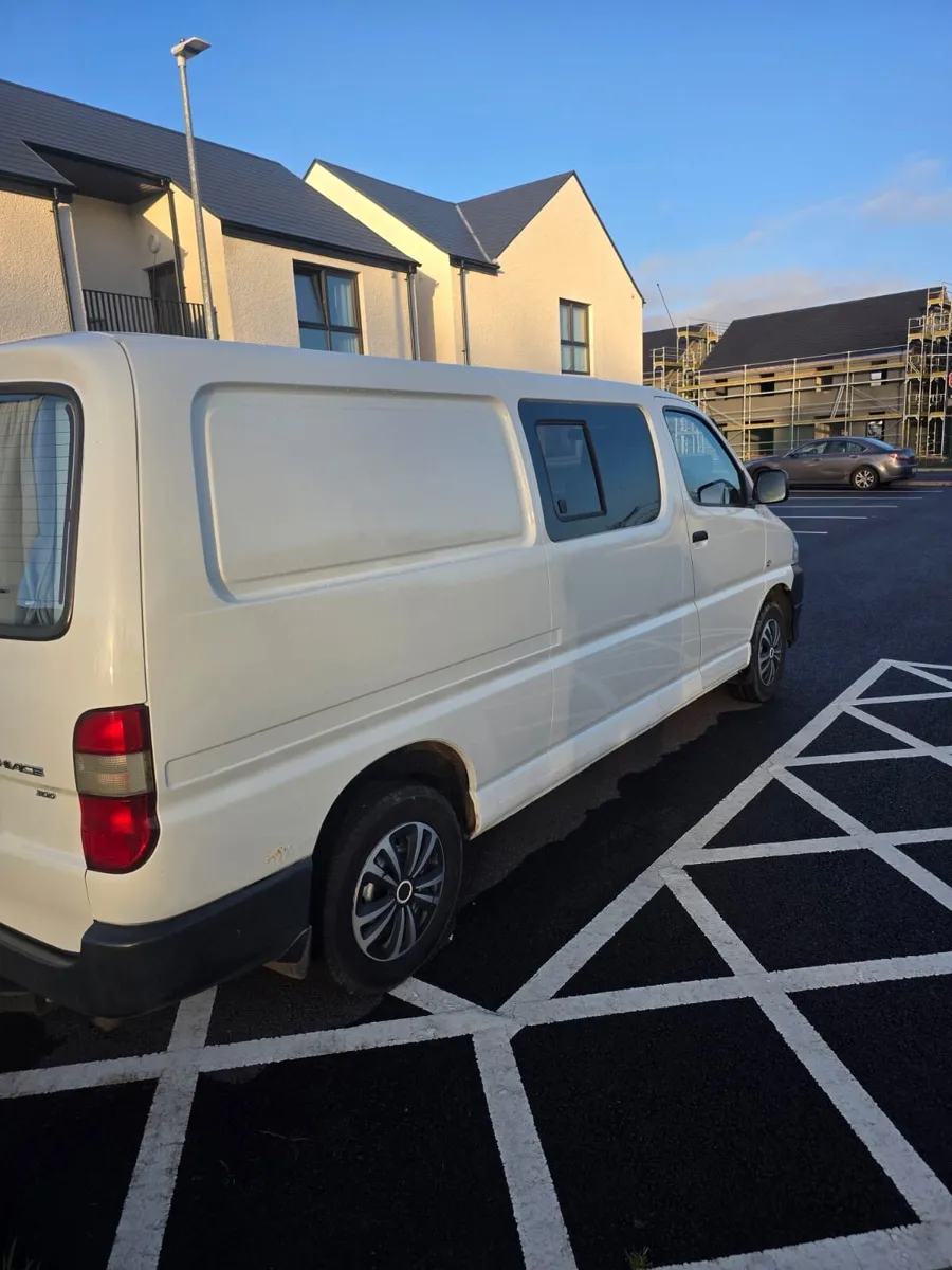 Camper van - Image 3