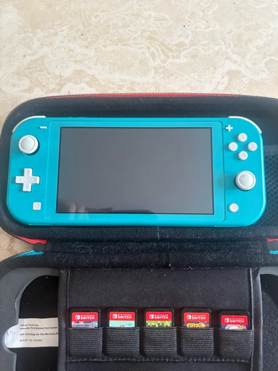 Nintendo Switch Lite - Image 2