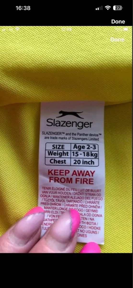 Girls life jacket age 2/3 €10 - Image 3