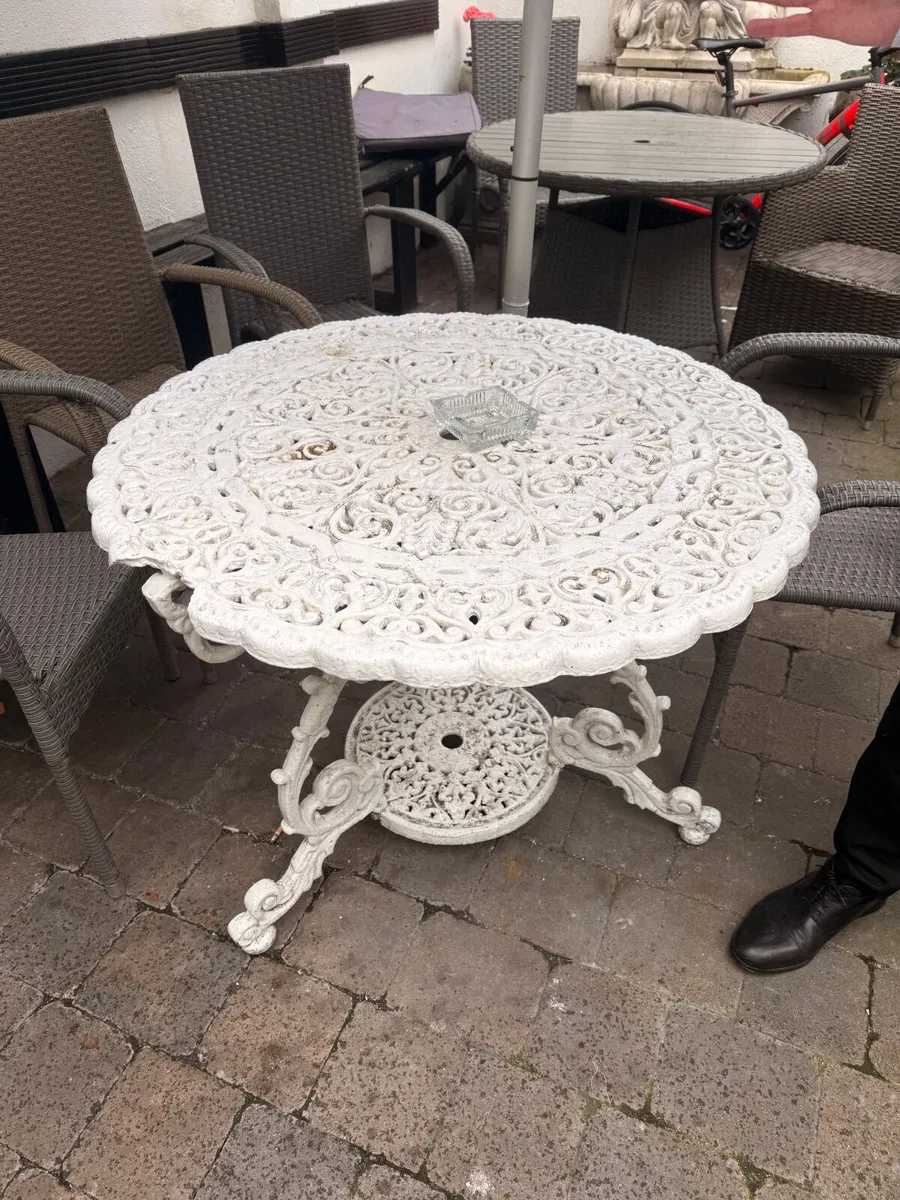 Wrought Iron Garden Furniture - Image 3
