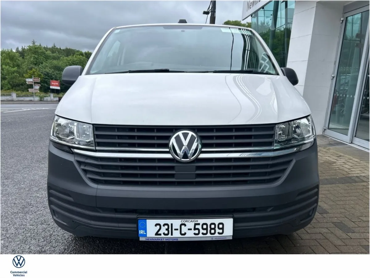 Volkswagen Transporter LONG WHEEL BASE SINGLE REAR - Image 4