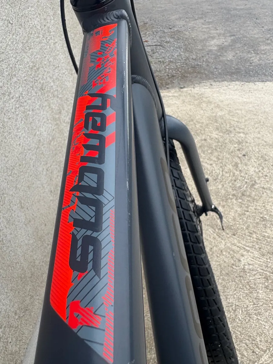 Carrera Subway Hybrid Bike - Image 3