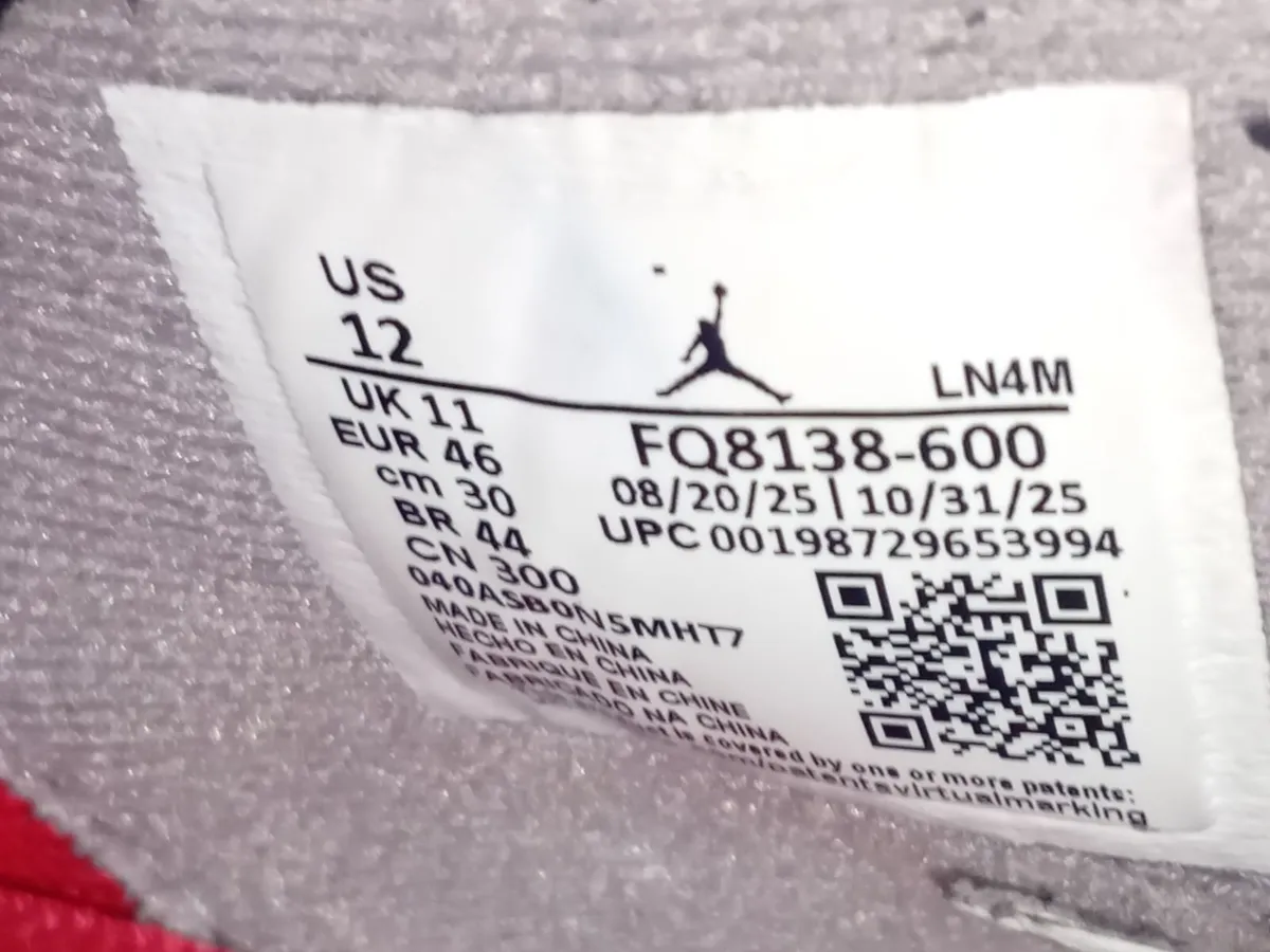 Jordan 4s UK 11 - Image 3