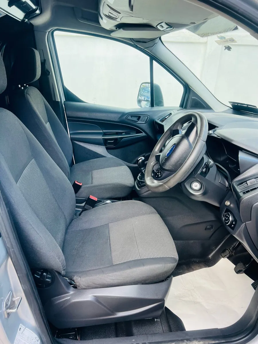 2018 Ford Transit Connect 1.5Td **New Cvrt* - Image 4