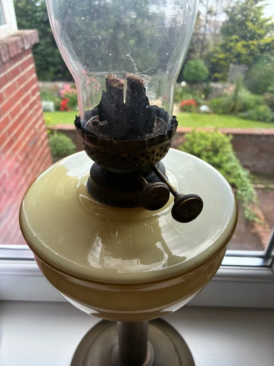 Antique Oil Lamp - Image 2