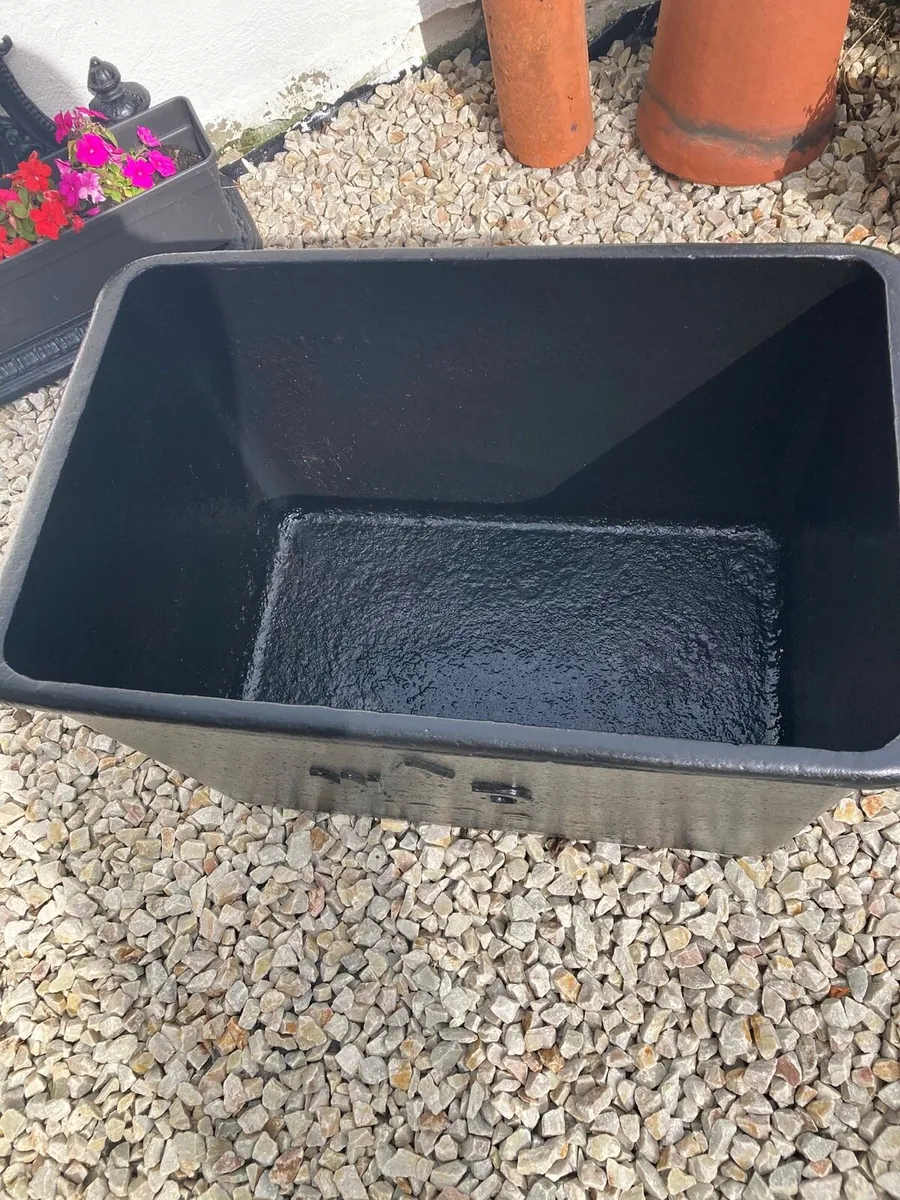 Antique army horse trough - Image 2