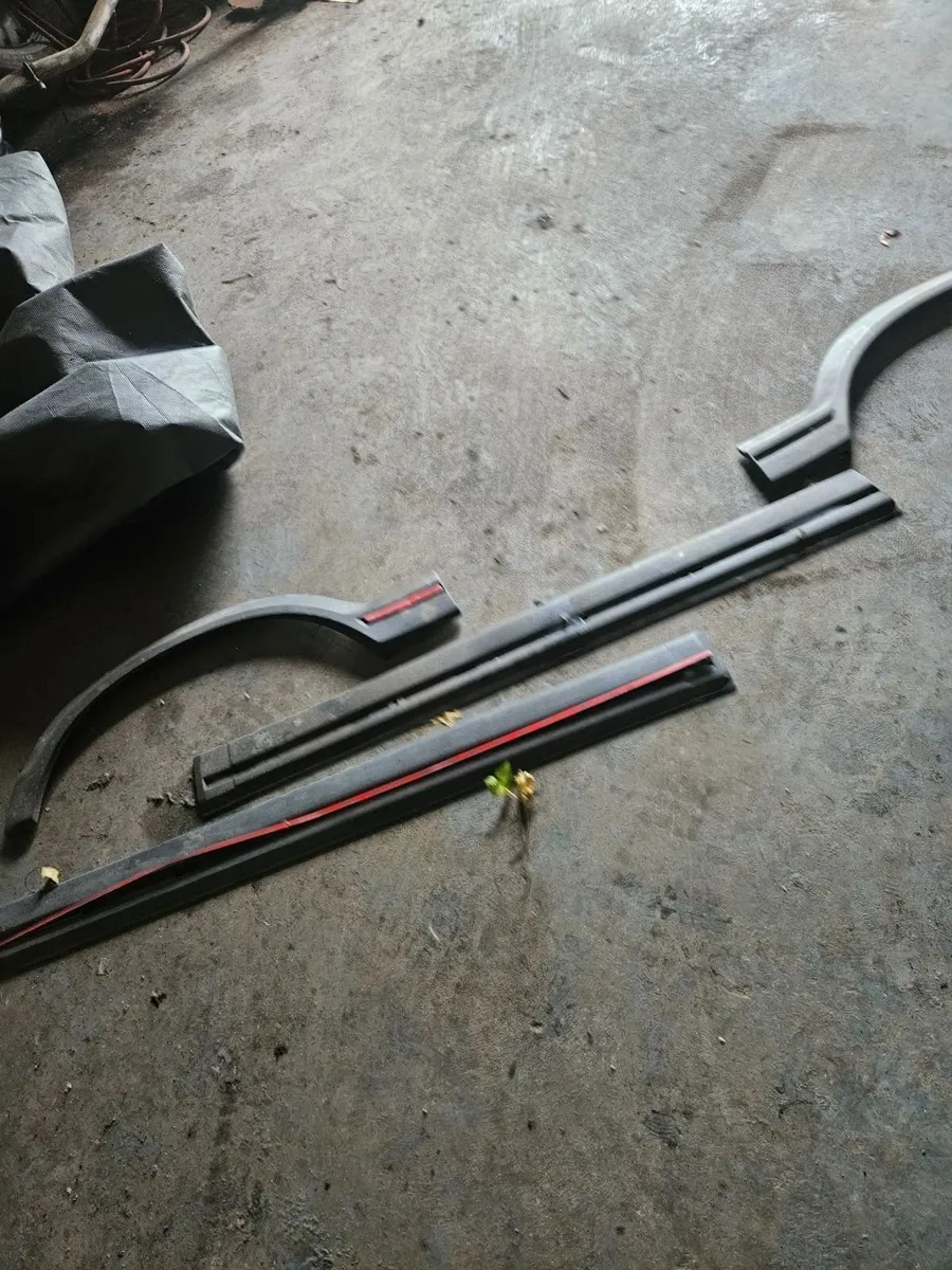 Peugeot  205 gti l parts - Image 4