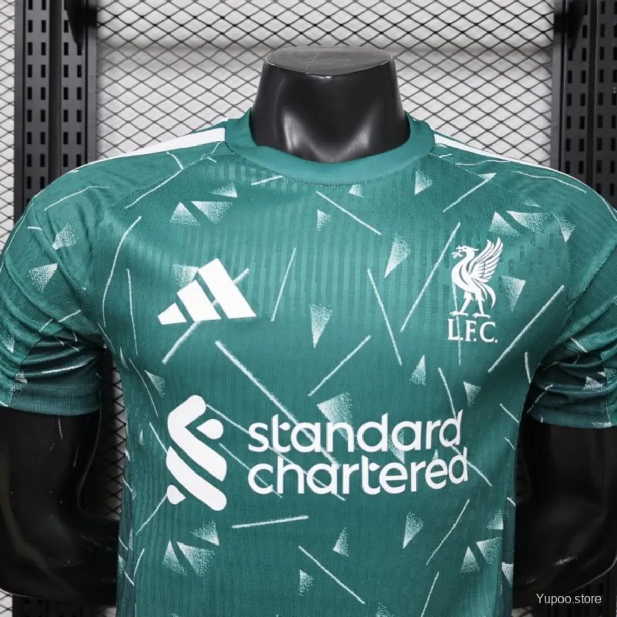 Liverpool 26 /27 goalkeeper jersey - Image 2