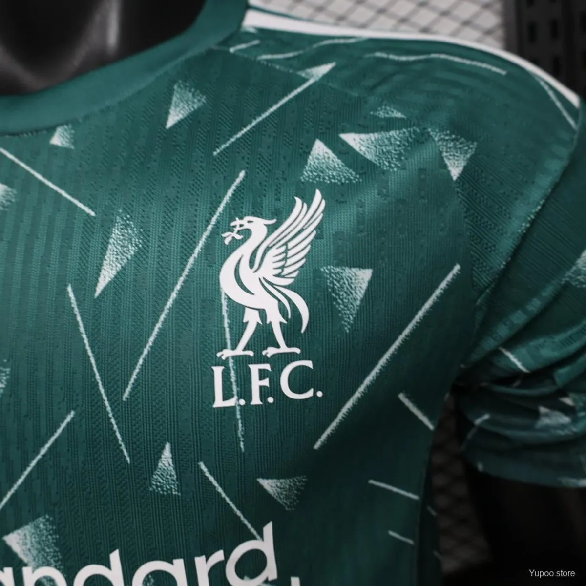 Liverpool 26 /27 goalkeeper jersey - Image 3