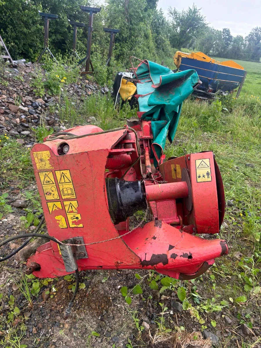 Kneverland Tarrup 2424 mower - Image 1