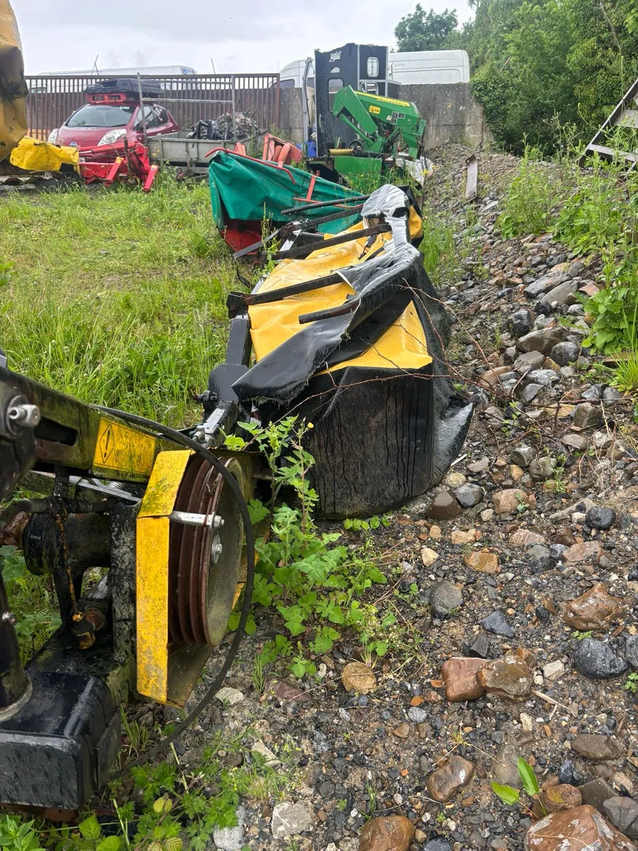 New Holland Mower - Image 2