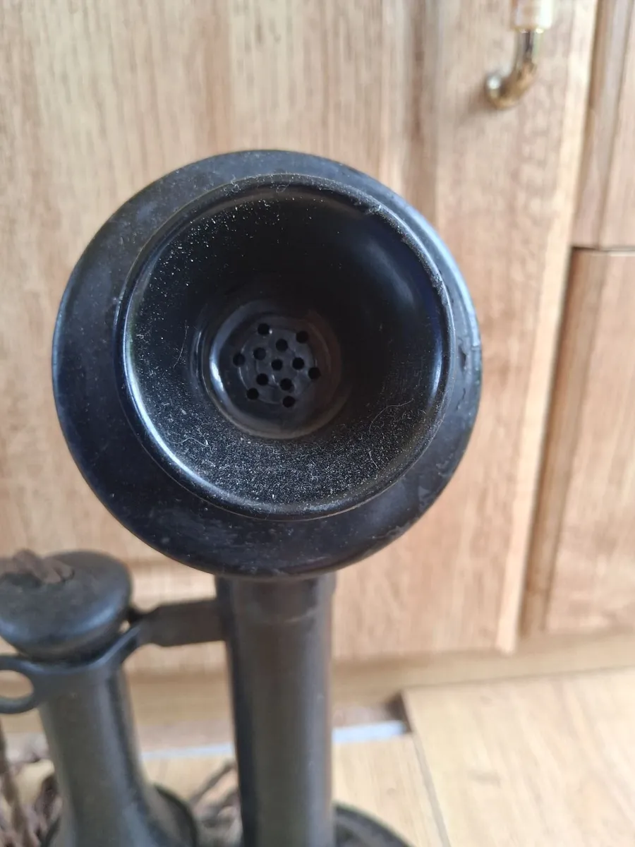 Antique telephone - Image 2