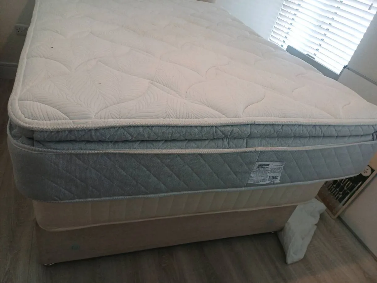 KINGSIZE MATTRESS - Image 3